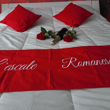 L'Escale Romanesque Ozeville Bagian luar foto